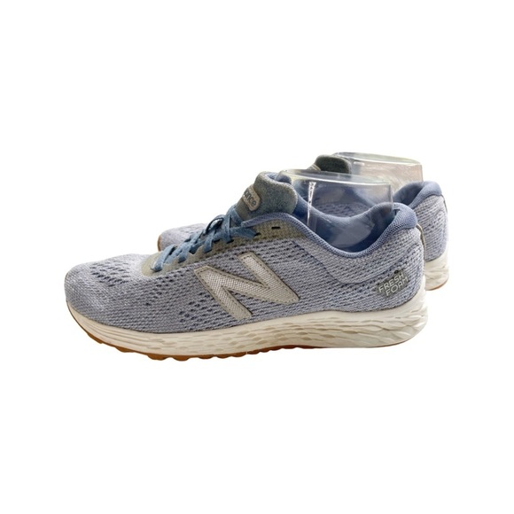 New Balance Arishi V2 Waris Fresh Foam Women Size 7.5 Sneakers. In ice blue. - Picture 2 of 13